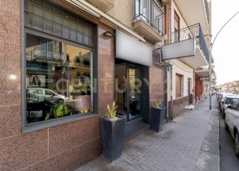 Via Vittorio 113a (4).jpg - Locale Commerciale Via Vittorio Emanuele II 113a, Gravina di Catania - foto 5