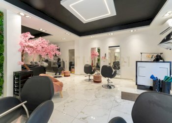 Via Vittorio 113a (9).jpg - Locale Commerciale Via Vittorio Emanuele II 113a, Gravina di Catania - foto 9