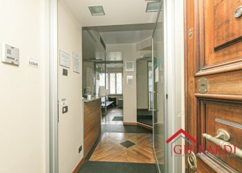 1.0 INGRESSO.jpg - Apartment Via Sabotino 8, Genova (neighborhood Pegli) - photo 2