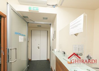 1.1 INGRESSO.jpg - Apartment Via Sabotino 8, Genova (neighborhood Pegli) - photo 3