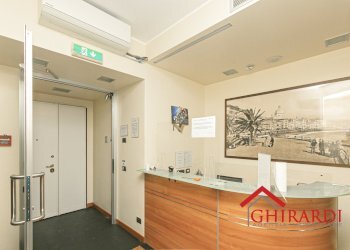 1.2 INGRESSO.jpg - Apartment Via Sabotino 8, Genova (neighborhood Pegli) - photo 5