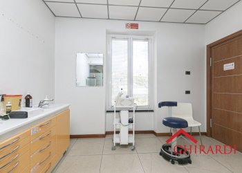 4.1 STANZA 3.jpg - Apartment Via Sabotino 8, Genova (neighborhood Pegli) - photo 13
