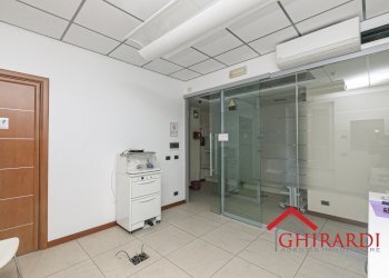 5.0 STANZA 4.jpg - Apartment Via Sabotino 8, Genova (neighborhood Pegli) - photo 16