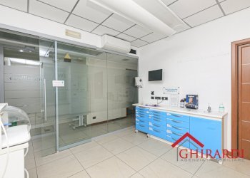 5.1 STANZA 4.jpg - Apartment Via Sabotino 8, Genova (neighborhood Pegli) - photo 17