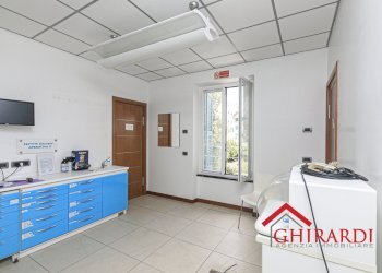 5.2 STANZA 4.jpg - Apartment Via Sabotino 8, Genova (neighborhood Pegli) - photo 18
