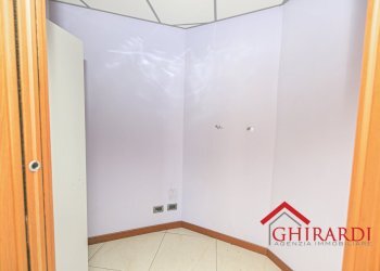 9.0 STANZA 8.jpg - Apartment Via Sabotino 8, Genova (neighborhood Pegli) - photo 28