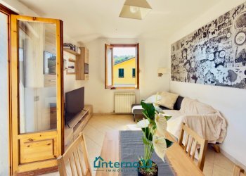 IMG_3560 2 - Attic Via Interna di Nave 35, Sarzana - photo 7