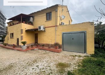 Casa indipendente Via Senna, Montesilvano - foto 1