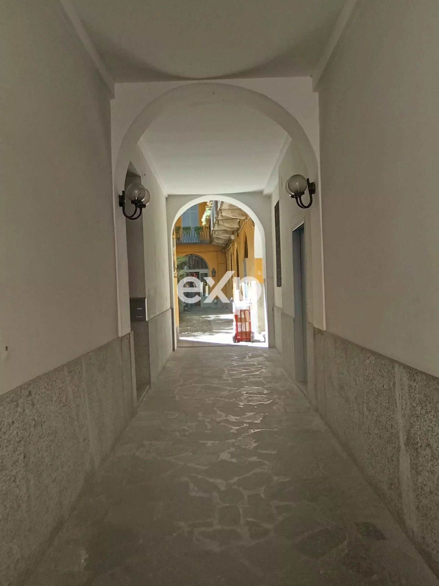 Two-room apartment Via Caminadella, Milano - photo 3