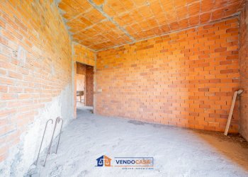 Casa indipendente Bagnolo Piemonte - foto 4