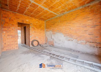 Casa indipendente Bagnolo Piemonte - foto 6