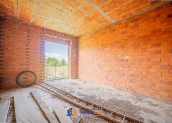 Casa indipendente Bagnolo Piemonte - foto 9