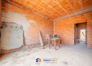 Casa indipendente Bagnolo Piemonte - foto 13