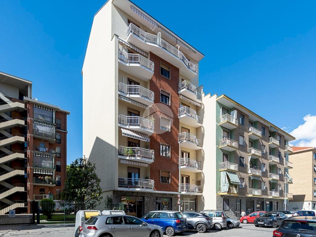 Three-room apartment Via Cimarosa, Collegno - photo 1