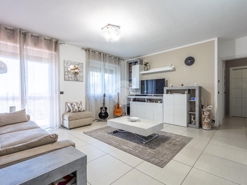 Four-room apartment Via Primo Levi, Collegno - photo 1