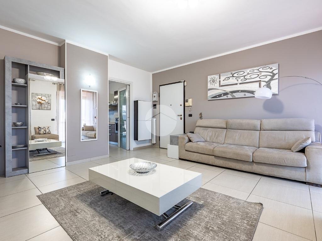 Four-room apartment Via Primo Levi, Collegno - photo 3
