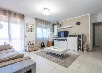 Four-room apartment Via Primo Levi, Collegno - photo 1