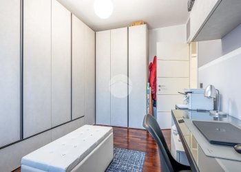 Four-room apartment Via Primo Levi, Collegno - photo 29
