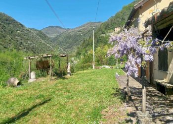 Villa Via Martiri di Gordale, Castel Vittorio - photo 12