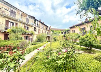 Facciata - Trilocale Via Ca' Intersenga, 3, Vignale Monferrato - foto 1