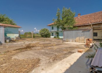 Semi-detached house Via Lavalle, 5, Vottignasco - photo 2
