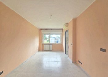 Three-room apartment Via Migliarone, Alpignano - photo 7