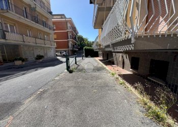Parking space Via Candido Bavera, Alassio - photo 9
