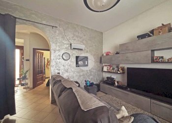 Portion of a house Via Carducci, Pinerolo - photo 3