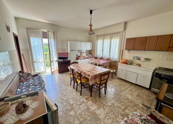 Appartamento Via Giovanni XXIII, Castiglione Chiavarese - foto 4