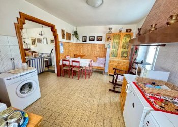 Apartment Località chiesa, Varese Ligure - photo 3