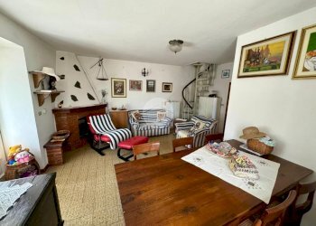 Apartment Località chiesa, Varese Ligure - photo 5
