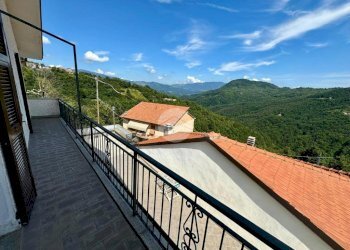 Apartment Località chiesa, Varese Ligure - photo 21