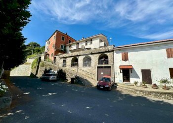 Apartment Località chiesa, Varese Ligure - photo 29