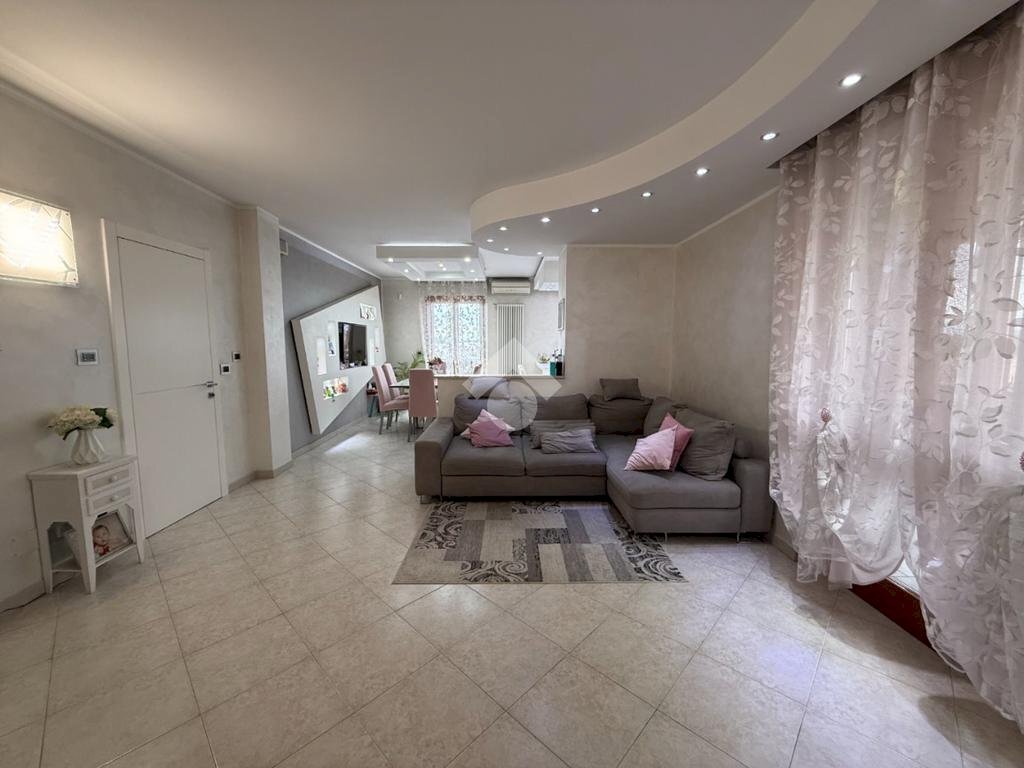 Three-room apartment Via Europa, Candiolo - photo 2