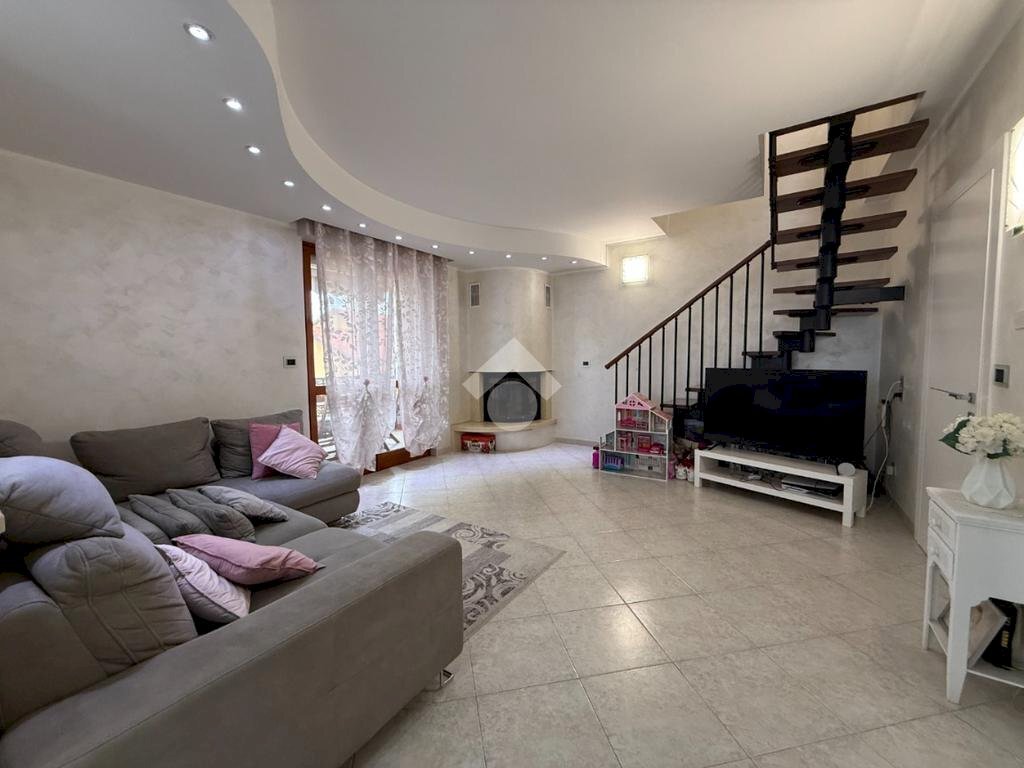 Three-room apartment Via Europa, Candiolo - photo 3