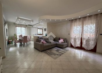 Three-room apartment Via Europa, Candiolo - photo 9
