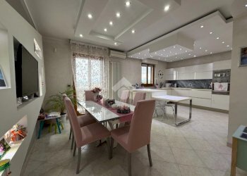 Three-room apartment Via Europa, Candiolo - photo 11