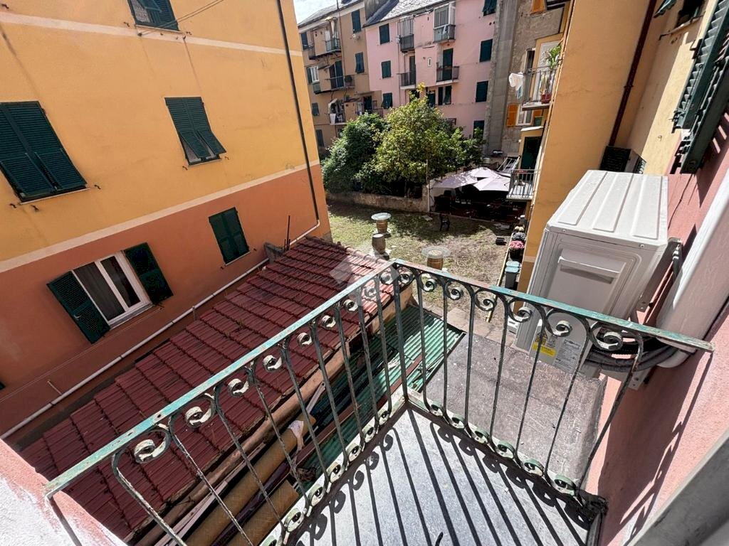 Two-room apartment Via Vado, Genova (neighborhood Sestri Ponente) - photo 1