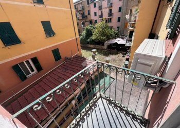 Two-room apartment Via Vado, Genova (neighborhood Sestri Ponente) - photo 1