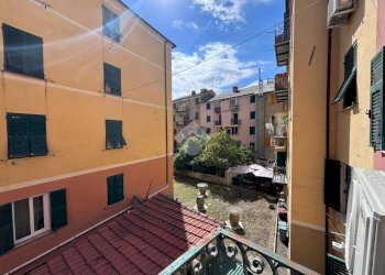 Two-room apartment Via Vado, Genova (neighborhood Sestri Ponente) - photo 2