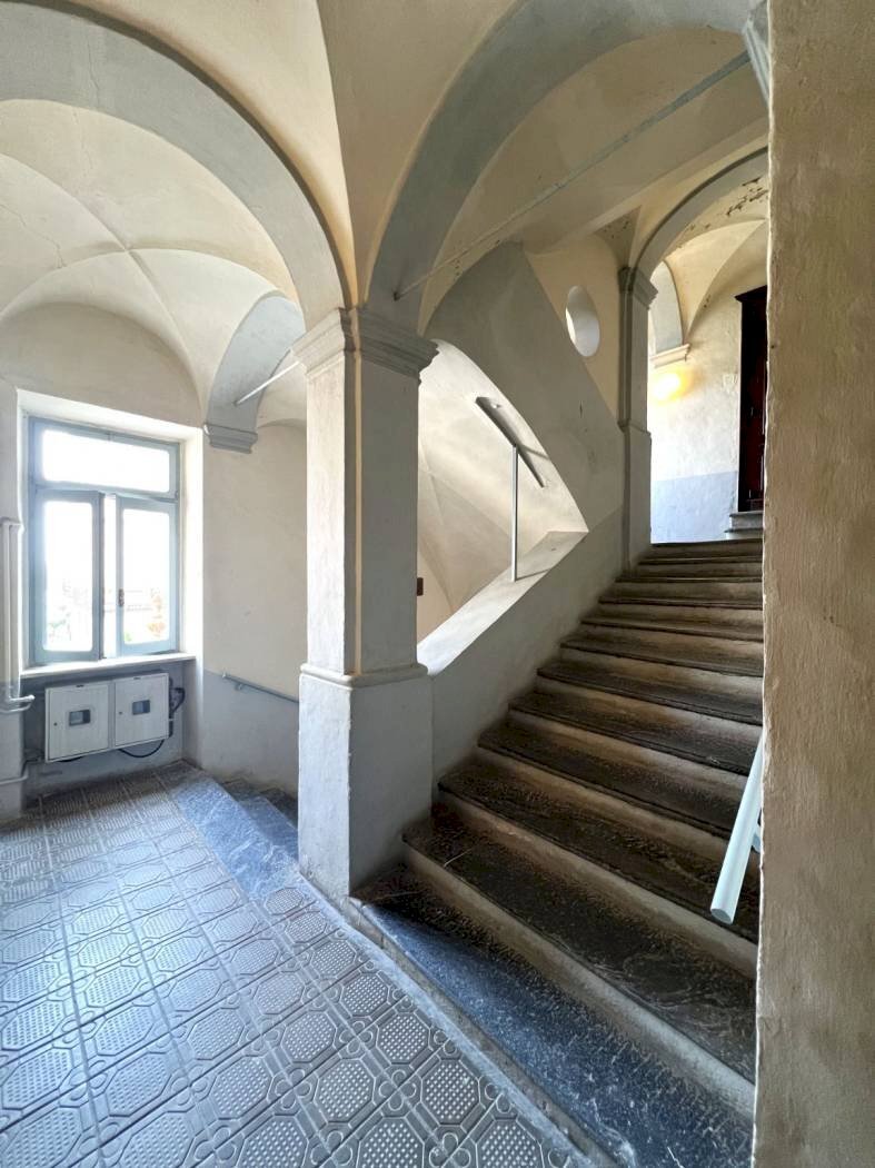 Appartamento Via Roma, 11, Cuneo (zona Centro Storico) - foto 2