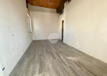 Trilocale Via S. Maurizio, Leini - foto 18