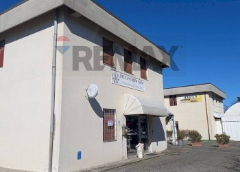 Shop Castelfranco Emilia, MO, Castelfranco Emilia - photo 1