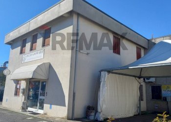 Shop Castelfranco Emilia, MO, Castelfranco Emilia - photo 3