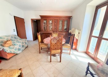 Three-room apartment Via Torino, Lanzo Torinese - photo 8