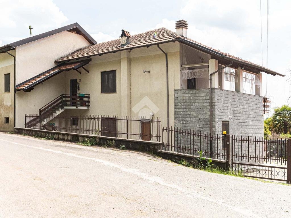 Portion of a house Via Grangia, Mathi - photo 2