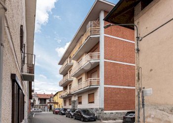 Three-room apartment Via Mazzini, Nole - photo 2