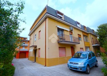 Three-room apartment Formigine, Formigine - photo 1