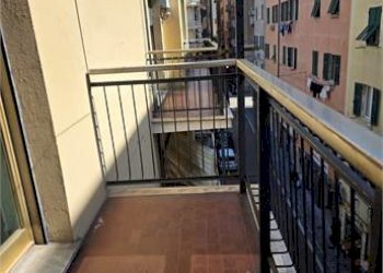 Three-room apartment Genova (neighborhood Sampierdarena) - photo 4