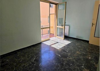 Three-room apartment Genova (neighborhood Sampierdarena) - photo 5
